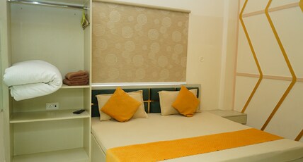 Hotel Golden Lotus Room Type - Lotus Suite with Balcony