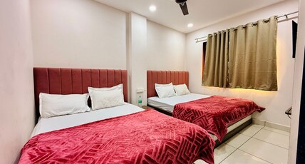 Hotel Balaji Room Type - Four Bed AC Family Room