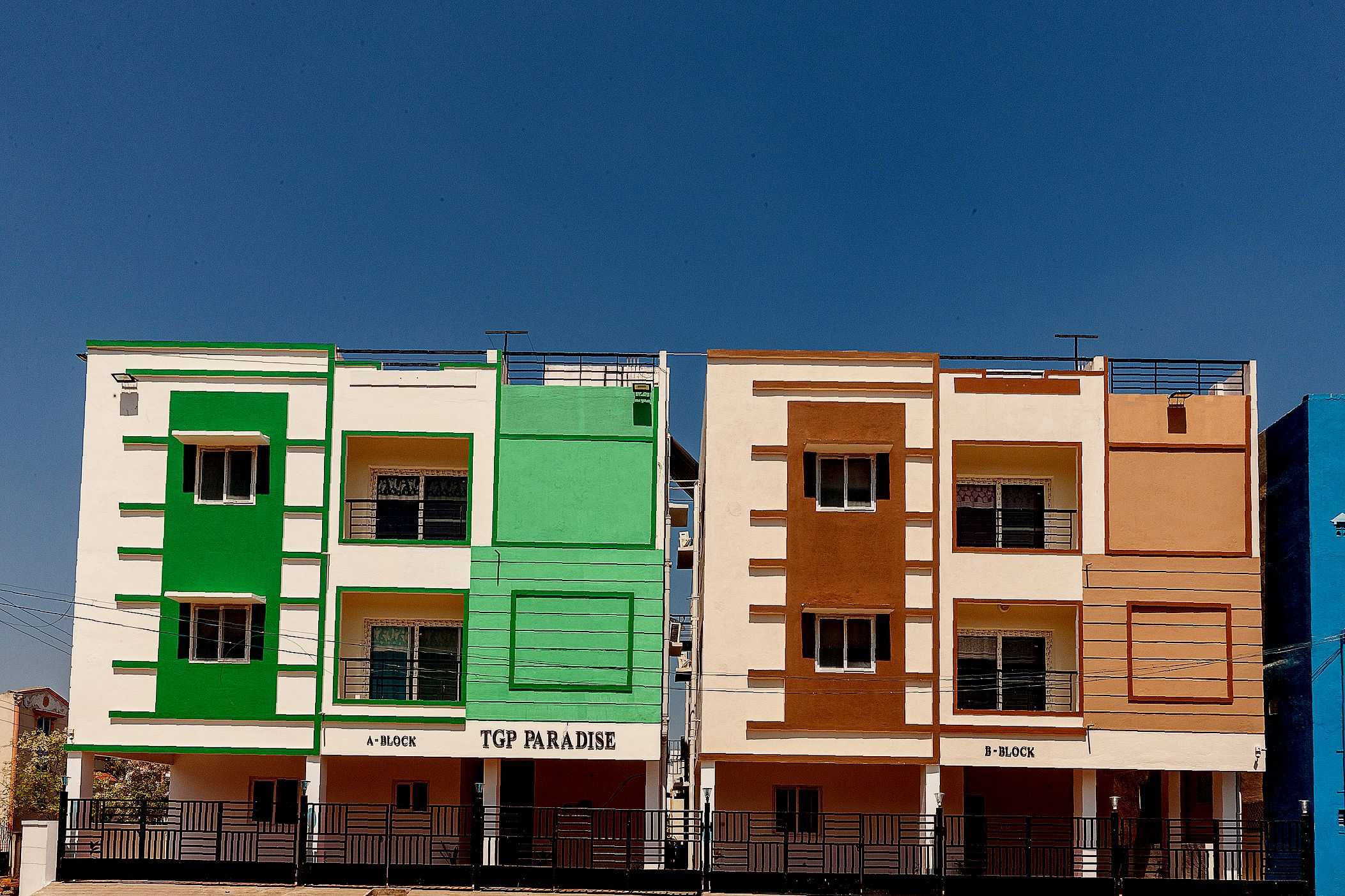 Hotel O The Swarg Residence - Tap to explore photos