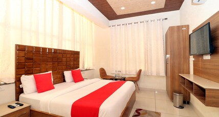 Hotel O Sharrytel Room Type - Classic