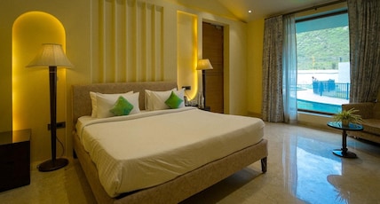 Rosewood Manor Bnb Room Type - Luxury Room Rosewood Manor Bnb Room Type - Luxury Room