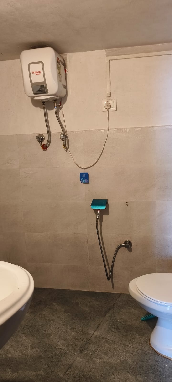 Corner Stone Home Stay - Tap to explore photos
