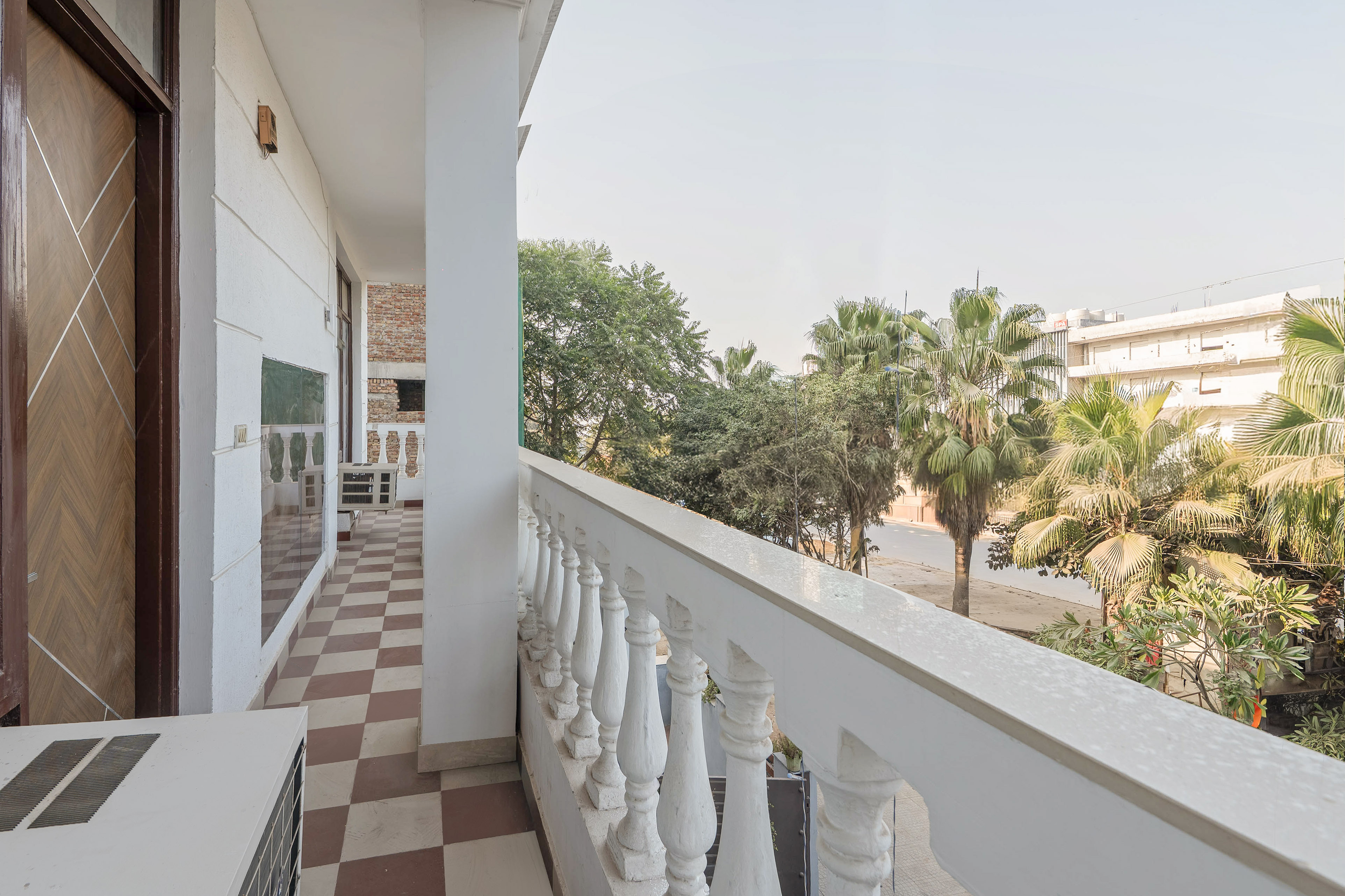Itsy Hotels Saina Stay Near 32 Milestone - Tap to explore photos