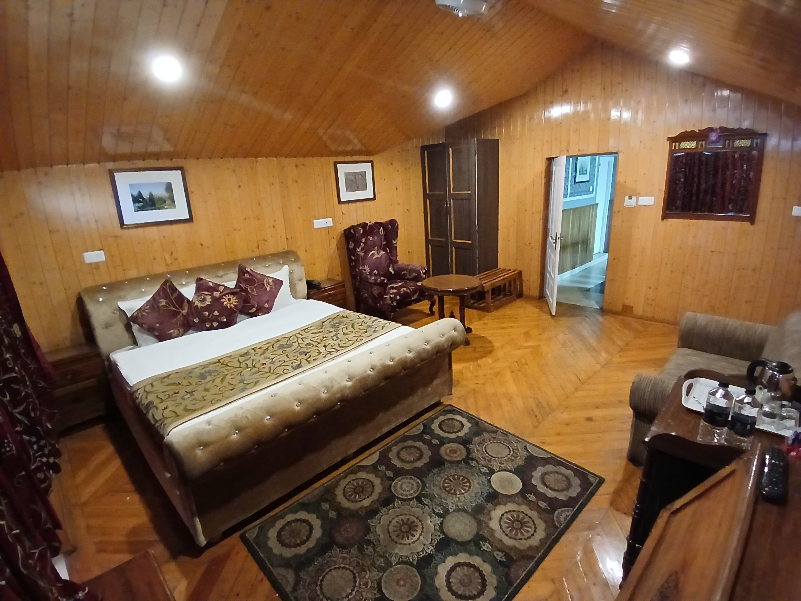 Main gallery