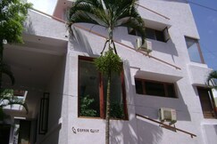 Copper Quilt Guest House (near manipal   hospital)