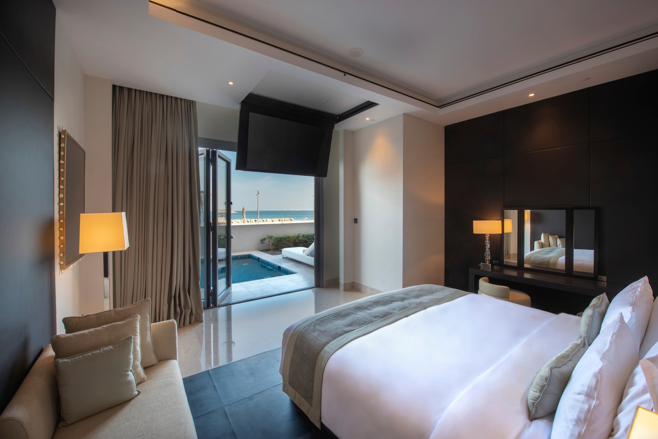 Kempinski Hotel Muscat - Tap to explore photos