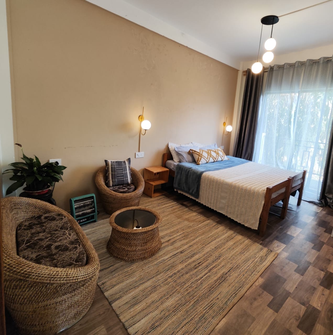 Greenwood Homestay - Tap to explore photos