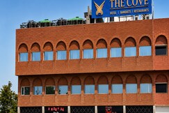Photos of Hotel The Cove
