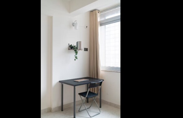 Chic, Spacious 2bhk with Balcony in Powai by Iconic Stays - Tap to explore photos