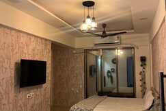 Rooms of Sanguine Homes