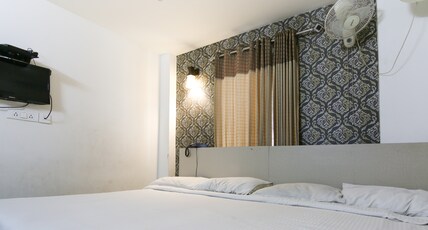 HOTEL SWARNA RESIDENCY Room Type - Double Non AC Room
