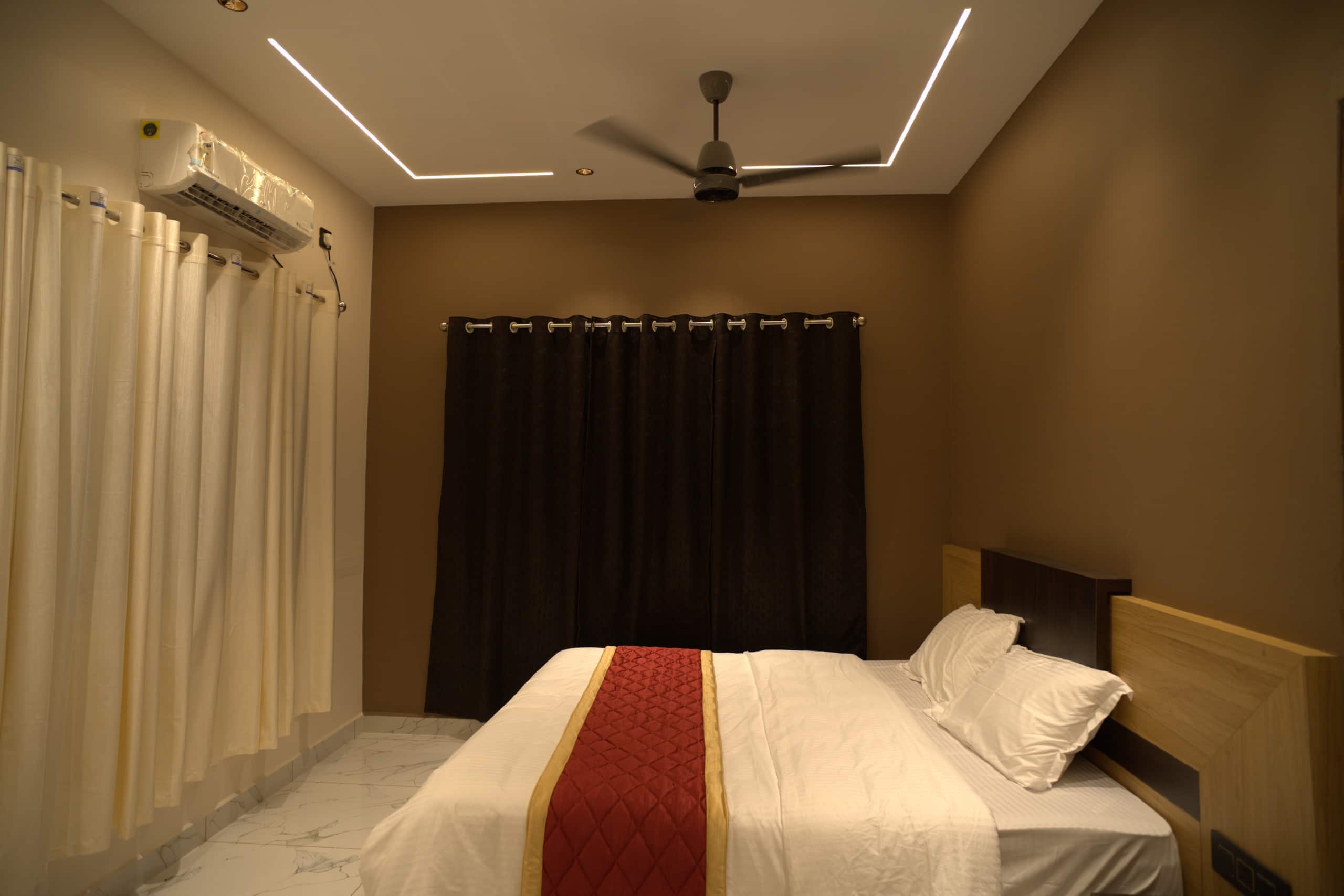 Bougainvillea HillView Retreat SUITE ROOM - Tap to explore photos