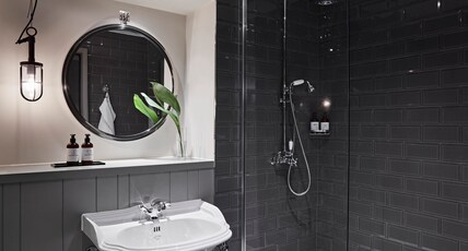 Kimpton CHARLOTTE SQUARE Room Type - 2 Twin Essential