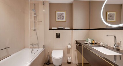 Hilton Munich City Room Type - FAMILY CONNECTING ROOM