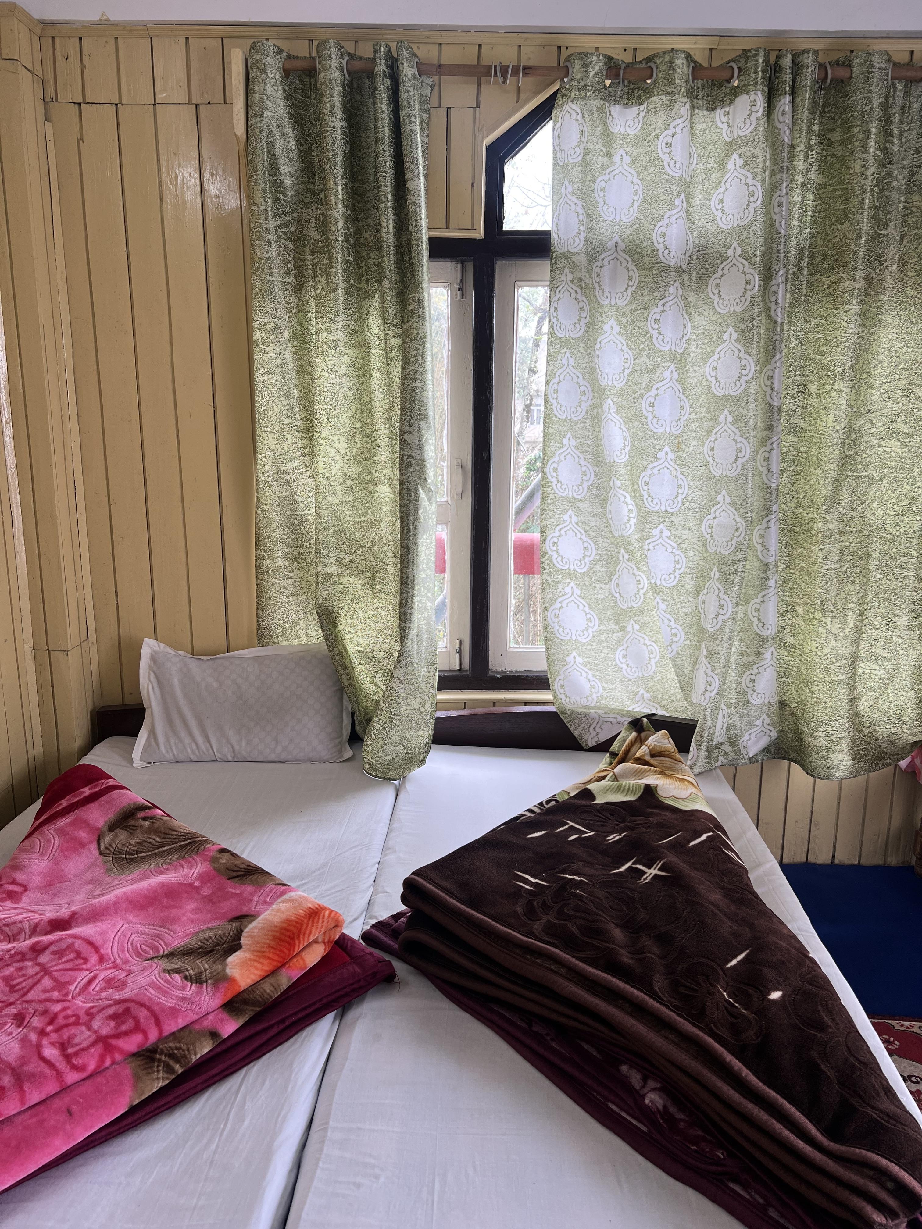 Green Field Homestay - Tap to explore photos