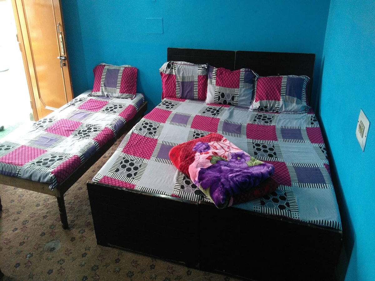 HOTEL KHAN RESIDENCY - Tap to explore photos