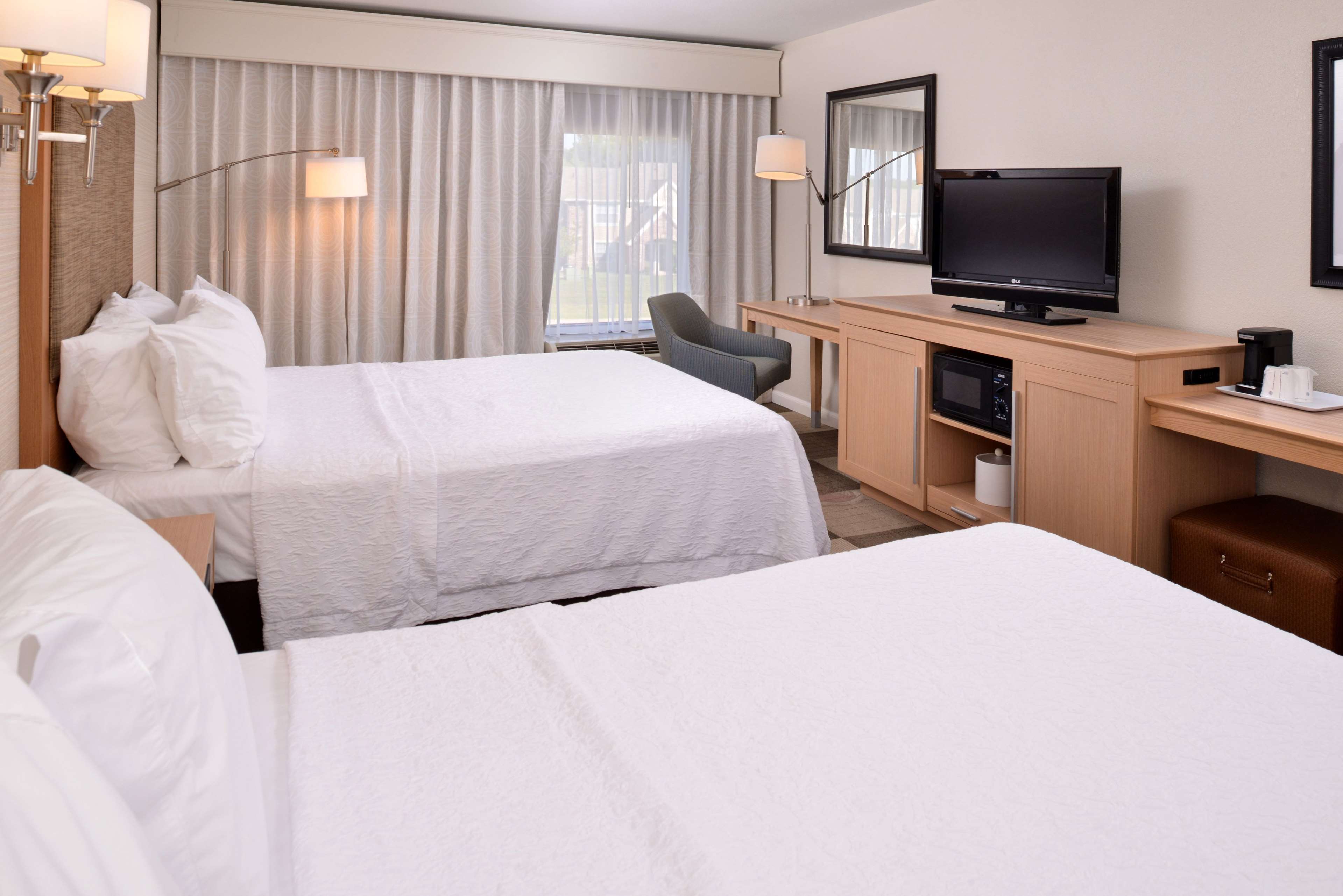 Hampton Inn Tulsa-Sand Springs - Tap to explore photos