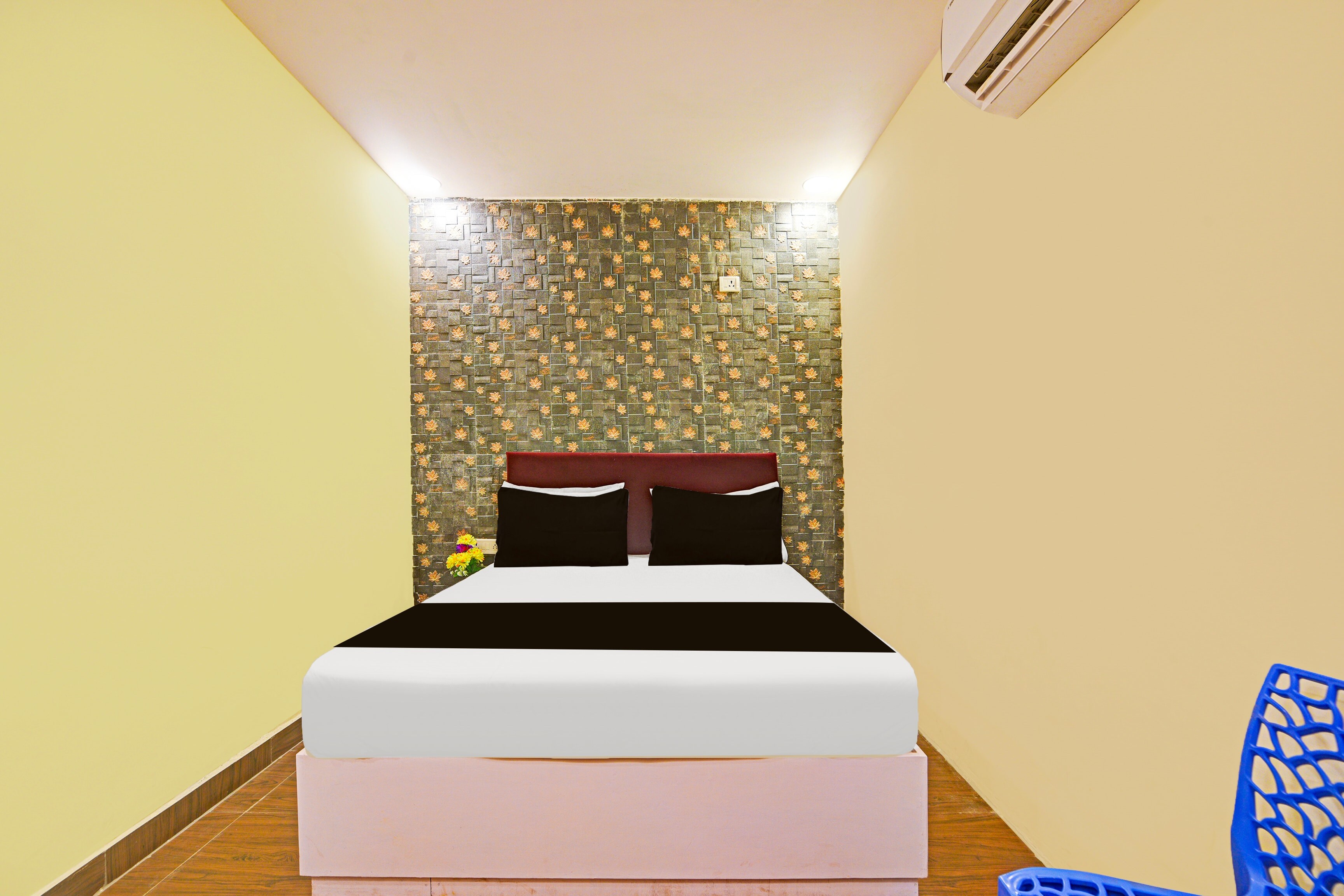 Hotel O Dhaba 51 Mile Stone - Tap to explore photos