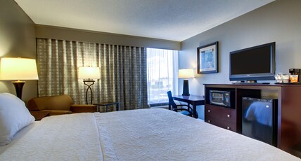 Hampton Inn by Hilton Rolla Room Type - KING STANDARD-NON SMOKING