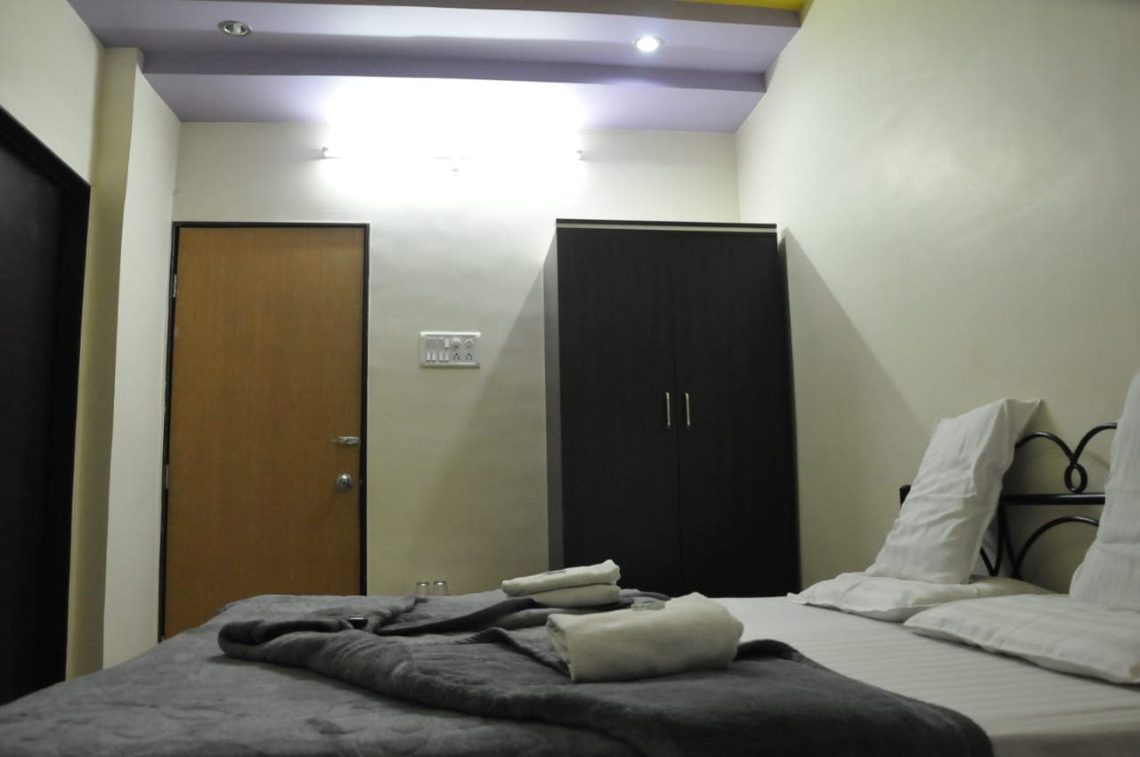 Hotel Shiv Tej Residency - Tap to explore photos