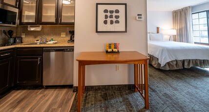 Staybridge Suites HOUSTON WEST/ENERGY CORRIDOR Room Type - Studio Suite