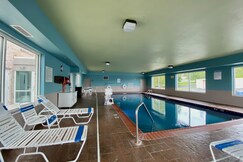 Holiday Inn Express & Suites SOMERSET CENTRAL 
