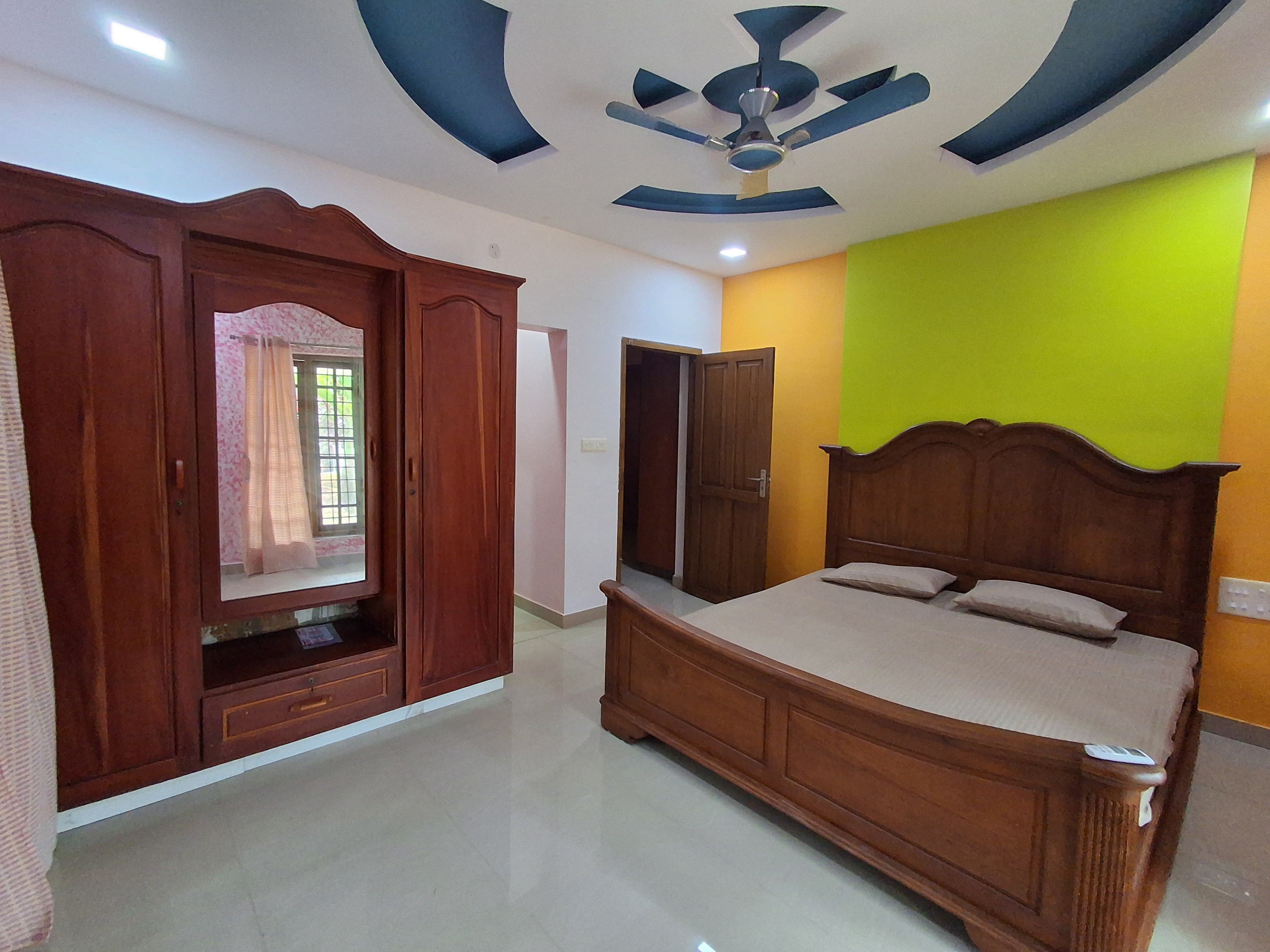 Splendro Villa with private pool - Tap to explore photos