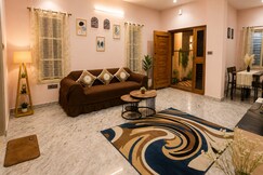Urban Grove Homestay