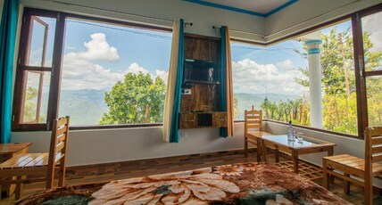 Kasar Wonder Hill Homestay Room Type - Deluxe King Room