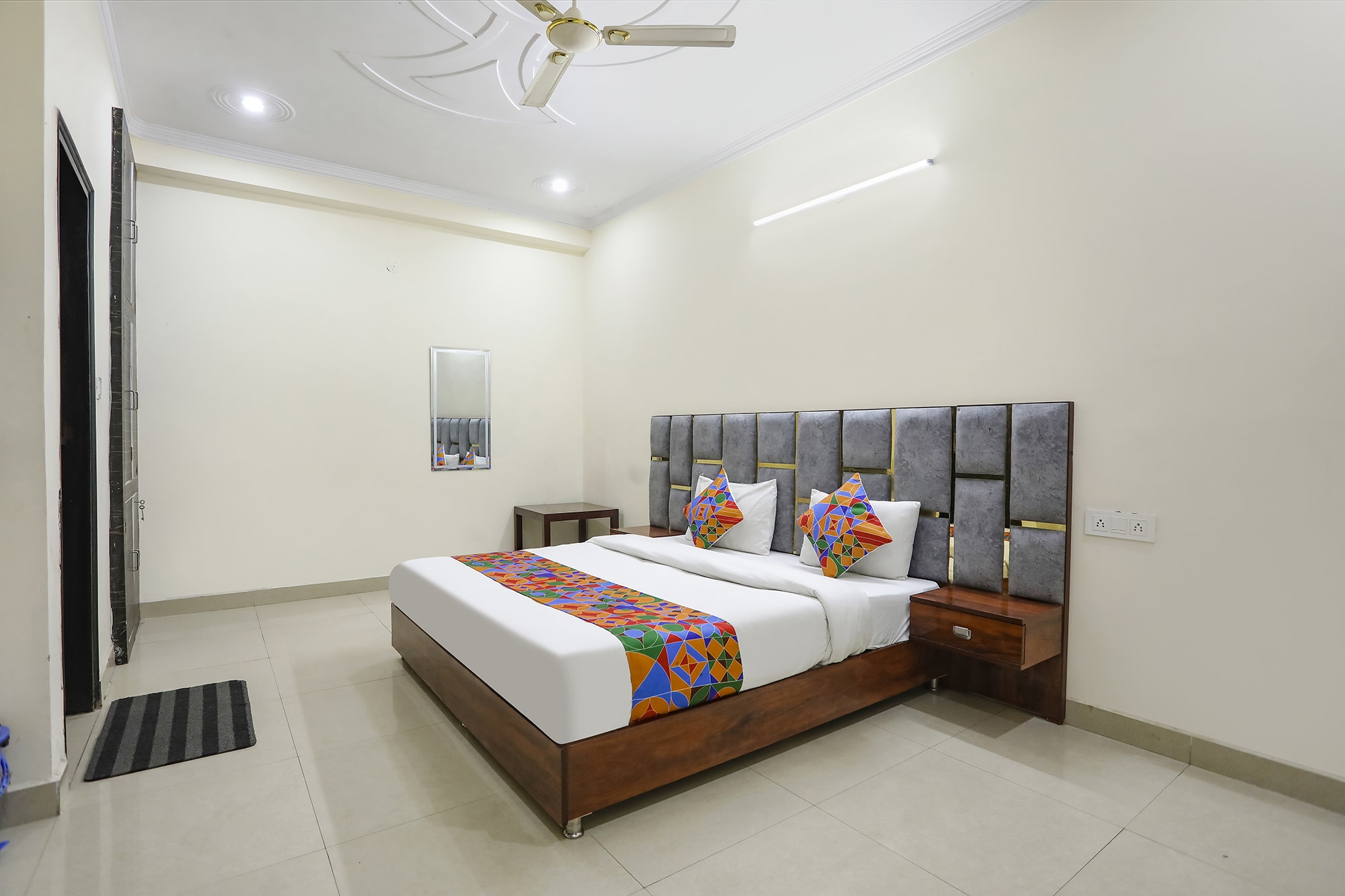 FabHotel ASP Royal Residency Inn - Tap to explore photos