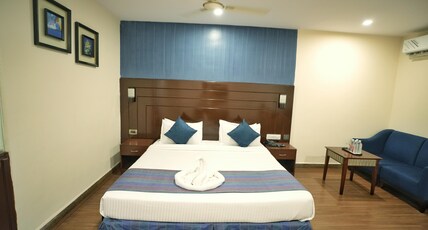 Hotel One Continent Room Type - Queen Superior Room