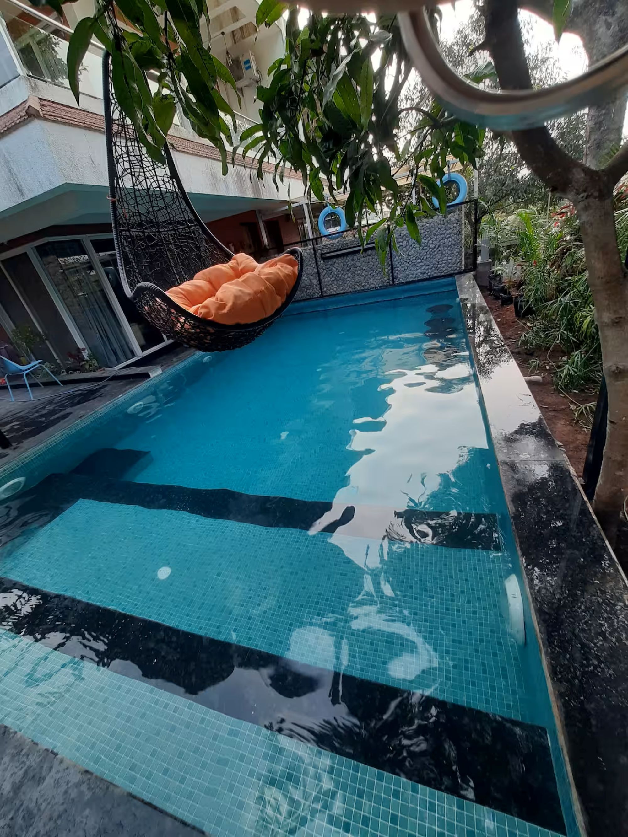 4 BHK Tropical Villa - Tap to explore photos