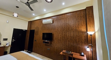 Ashira Inn Near Expo Mart Room Type - Deluxe Room Ashira Inn Near Expo Mart Room Type - Deluxe Room