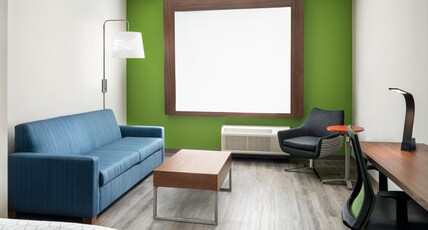 Holiday Inn Express & Suites Odessa I-20 Room Type - 1 King Suite