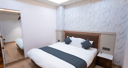 Divyakashi | By The Ghat Room Type - Standard room - Exclusive-Use Bathroom (Not Attached)