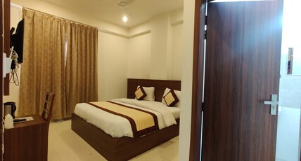 Hotel Horizon - Pratap Nagar Room Type - Deluxe Room 