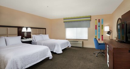 Hampton Inn & Suites by Hilton Phoenix-Surprise Room Type - 2 QNS ACCESSIBLE W TUB NS