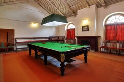 Chevron Ranikhet Club