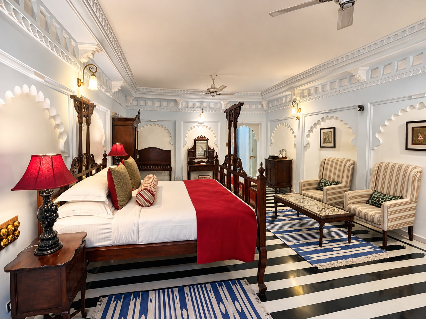 Hotel Amet Haveli - Tap to explore photos