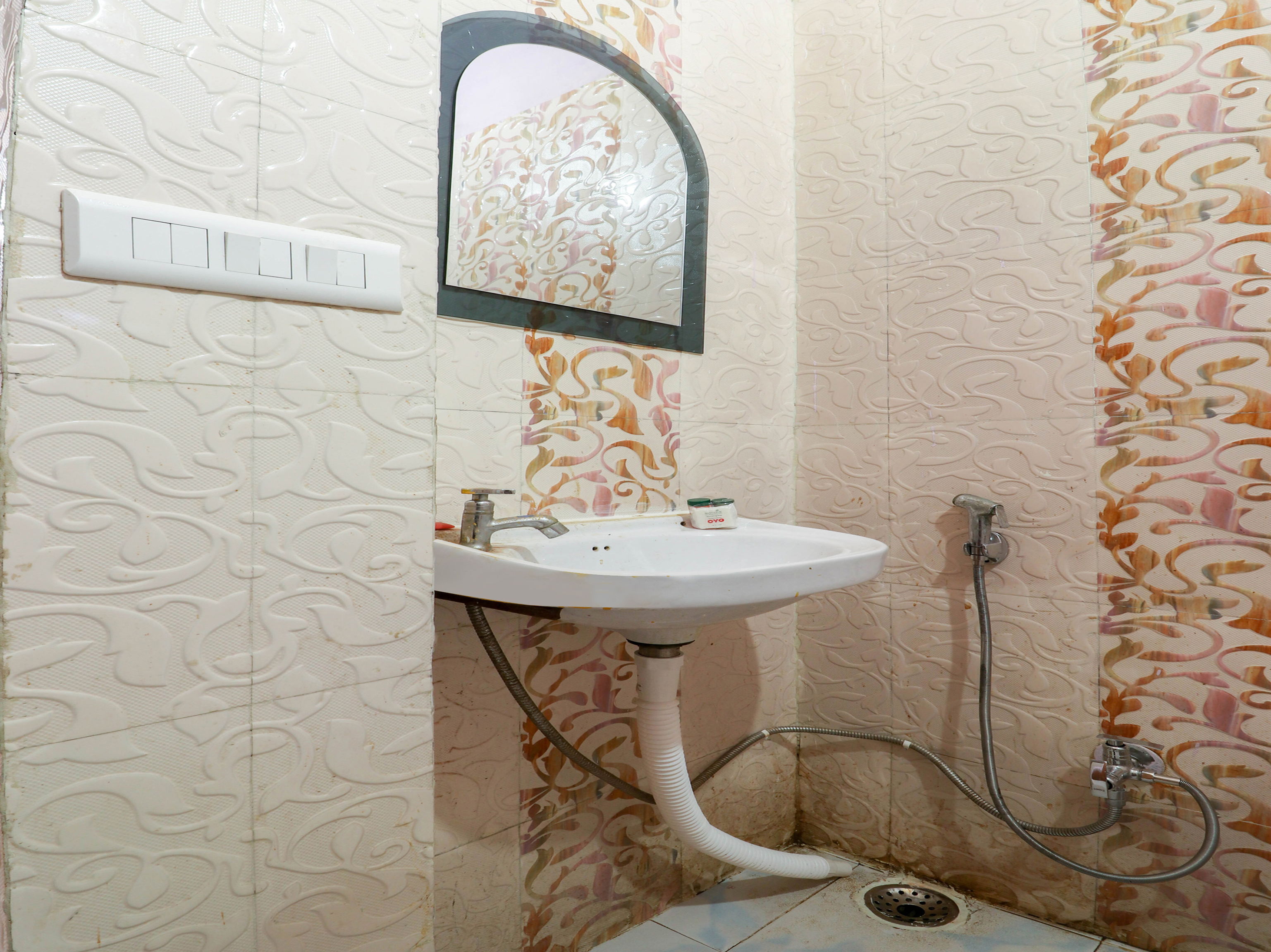 Hotel O Balaji Guest house - Tap to explore photos