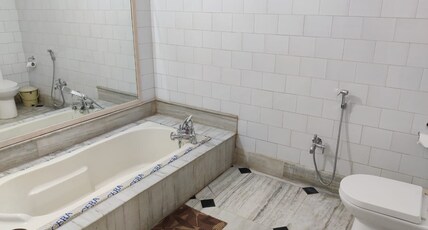 Hotel Saptaparna Room Type - Jr Suite
