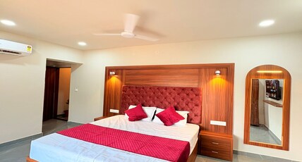 Jay Ambey Palace Room Type - Deluxe Room with front view