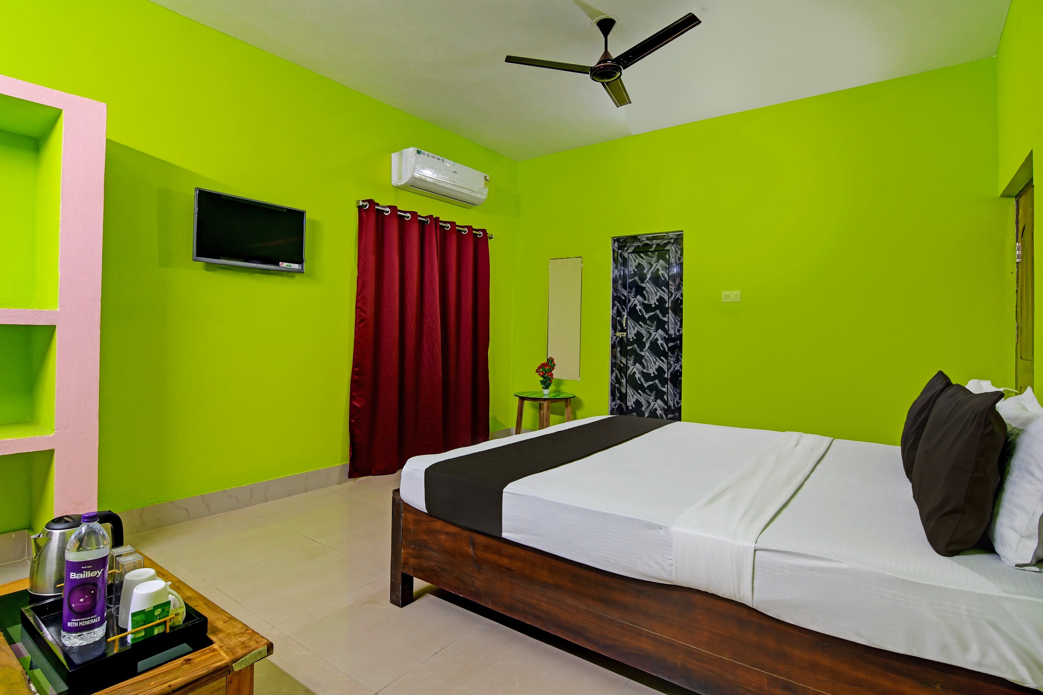 Hotel O Khushi Guest House - Tap to explore photos