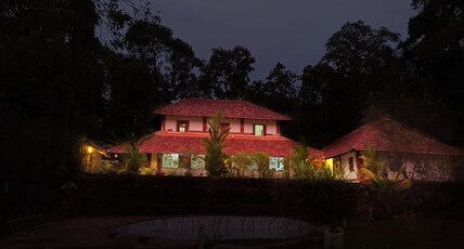Palkadavu Warium Villa (PWV)-5 BHK Homestay Room Type - Palkadavu Warium Villa (PWV)-5 BHK Homestay