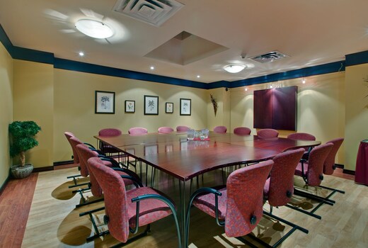 Holiday Inn Express Hotel & Suites Charlottetown