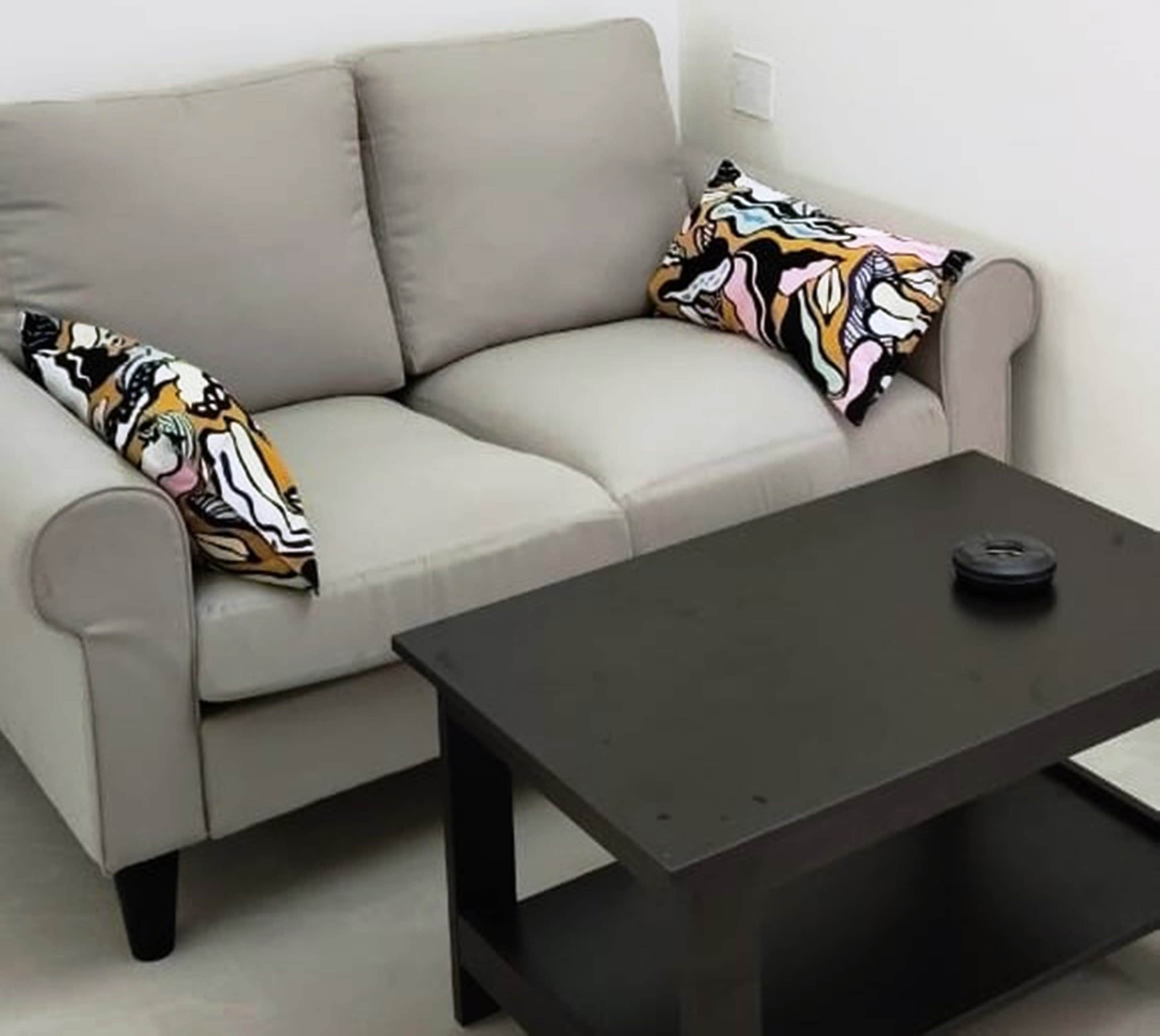 1BHK Service Aprt In Lower Parel by Flora Stays - Tap to explore photos