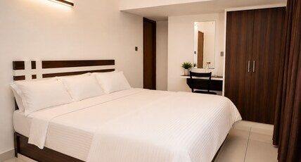 Chooravelil Villa  Adimali   Family Stay Nr Munnar Room Type - Large Double Room 