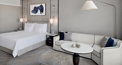 Address Downtown Room Type - Club Fountain View Room