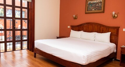 Best Western Hotel Madan Room Type - 1 King Bed, Non-Smoking