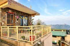 Safarnama in Himalayas homestay 1BR By Homeyhuts